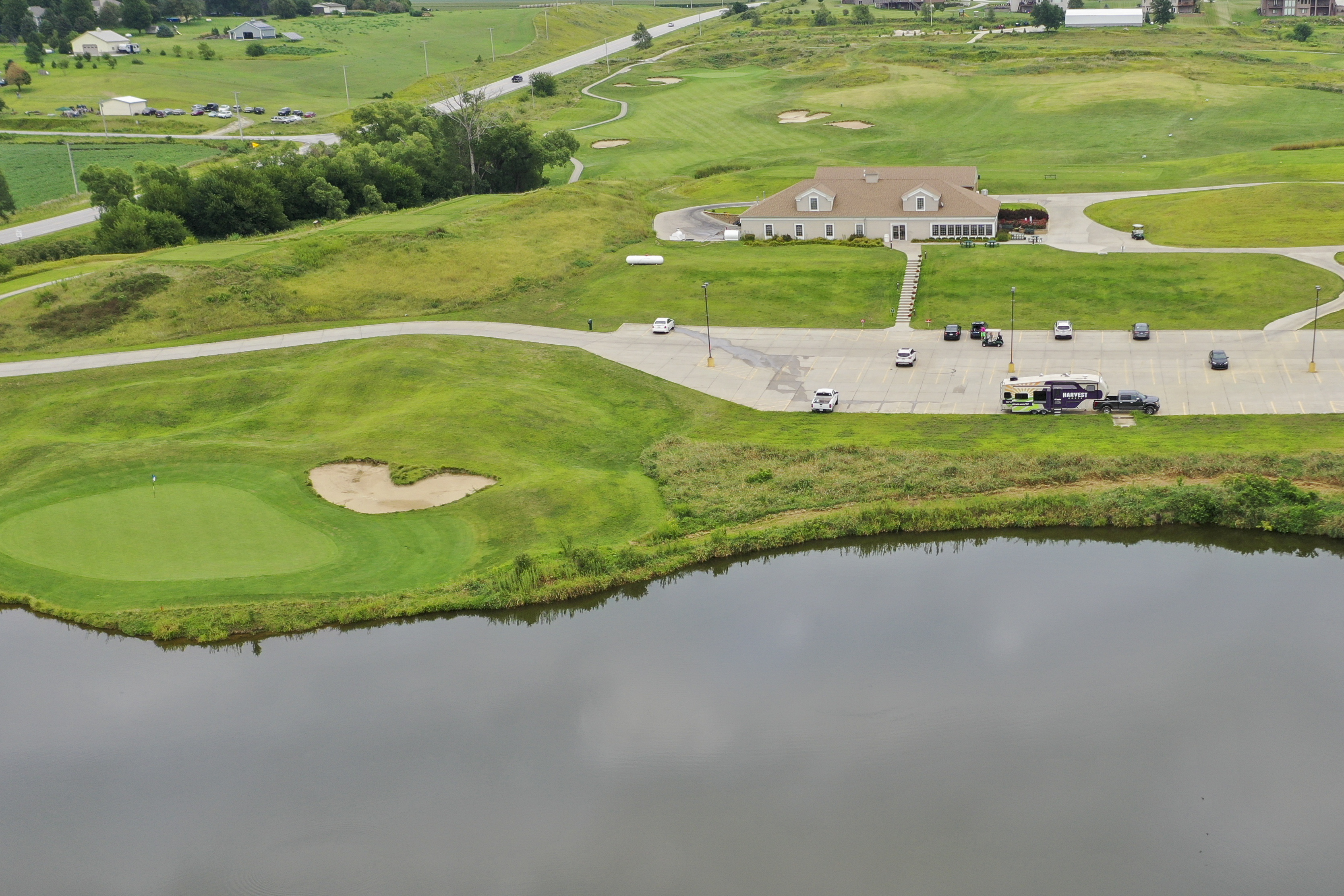 Where to Stay at a Golf Course with Your RV